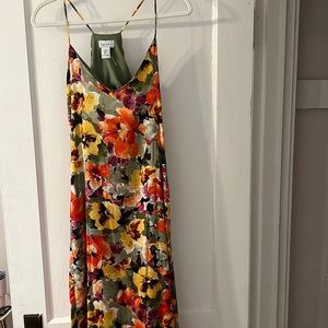 Women’s size medium dress